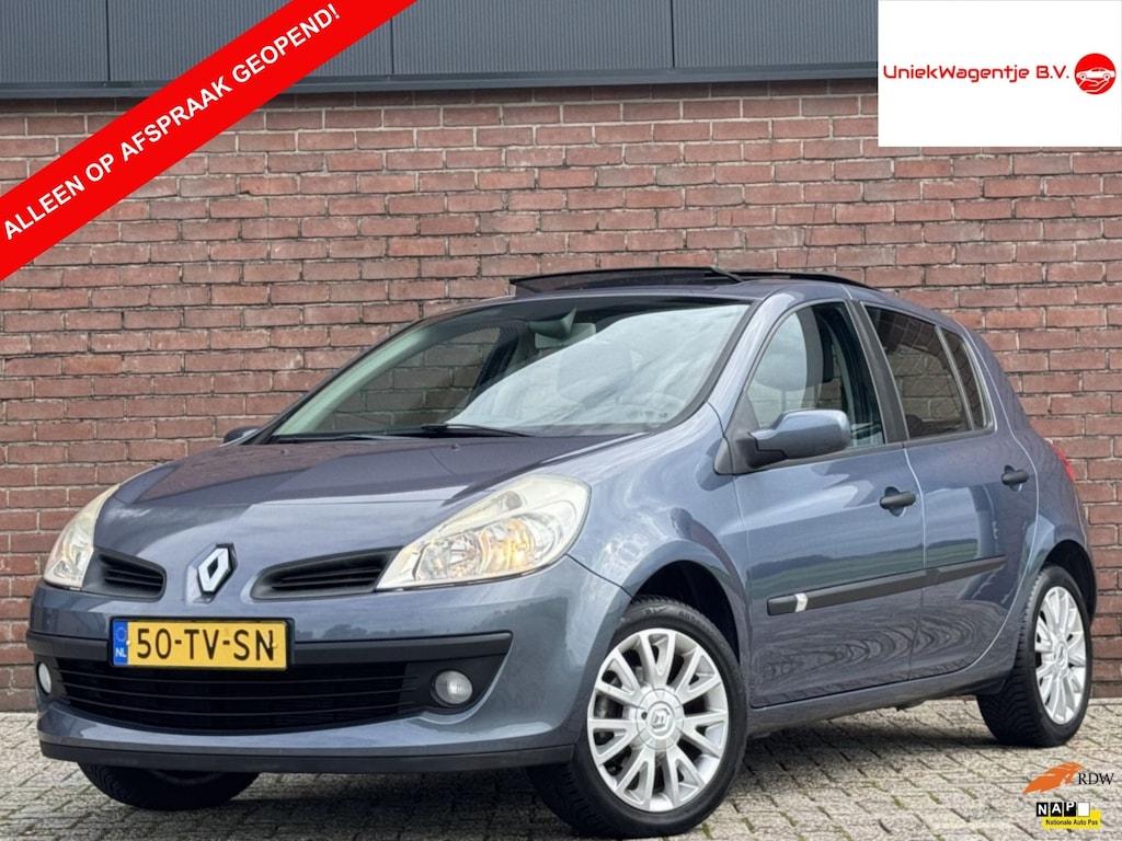 Renault Clio 1.6-16V PRIVILEGE | NL-AUTO | DEALER OH | PANO!