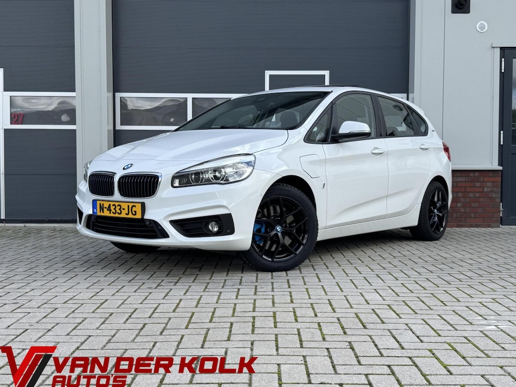 BMW 2-Serie Active Tourer 225xe iPerformance High Executive | Panorama | Head-up | Cruise | Climate| Navigatie | Stoelverwarming | Sensoren