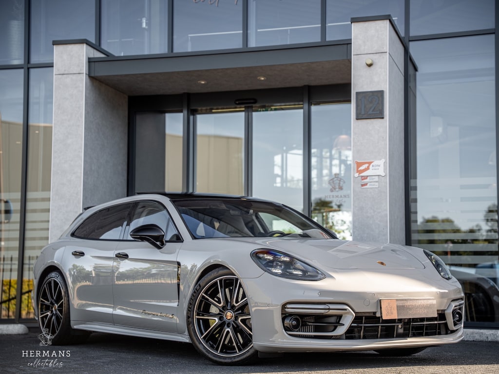 Porsche Panamera Sport Turismo 4.0 Turbo S E-Hybrid / Carbon / Burmester / InnoDrive / 18-Way / Pano / HUD