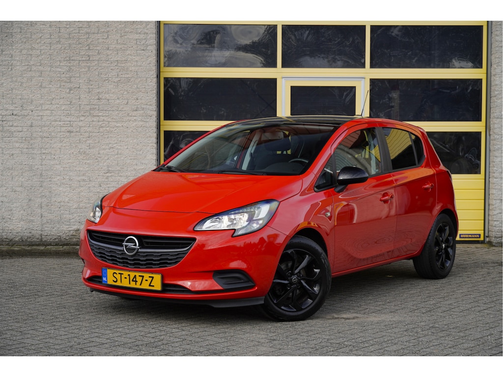 Opel Corsa 1.4 5drs Black Edition BJ2018 Lmv 16" | Led | Pdc | App-Connect | Navi | Airco | Cruise control | Sportstoelen | Extra getint glas