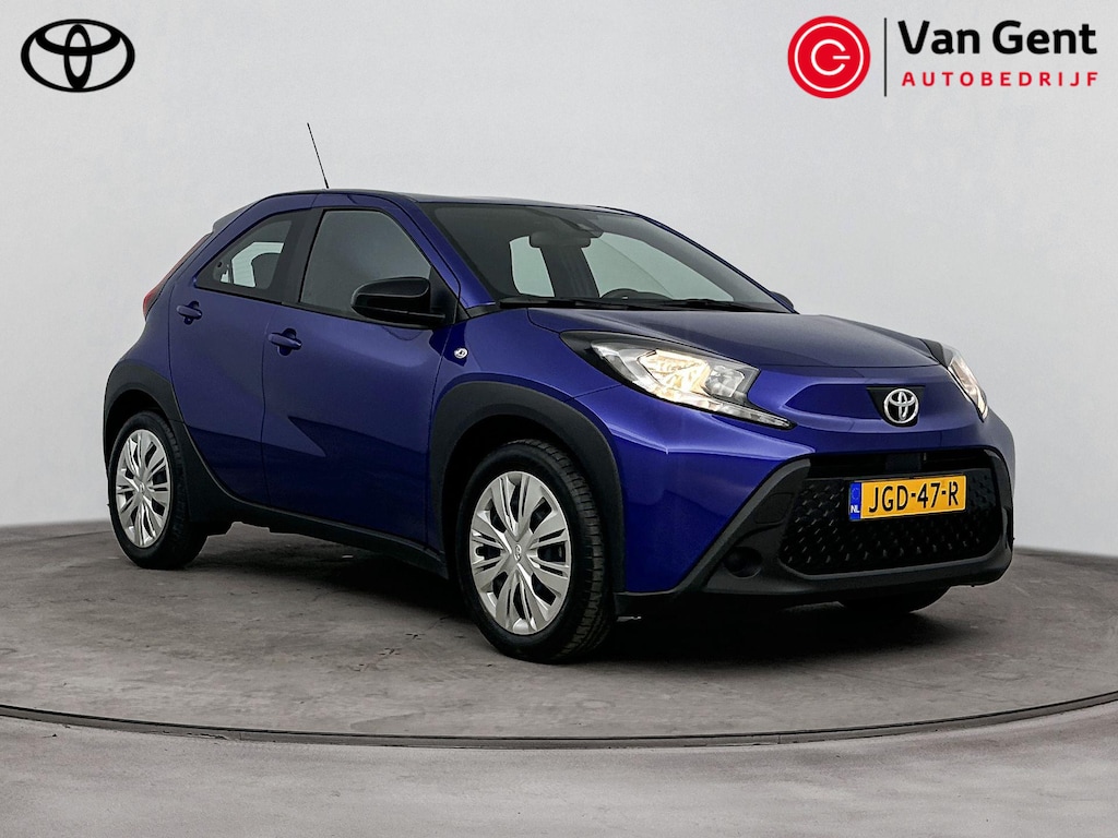 Toyota Aygo X 1.0 VVT-i MT Play | Apple Carplay / Android Auto | Adaptive Cruise | Airco | Camera | Rijstrooksensor