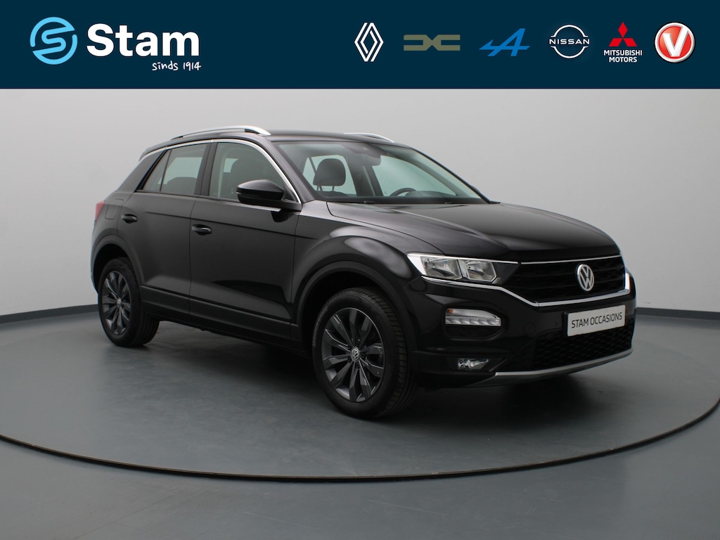 Volkswagen T-Roc TSI Style Business 115pk Adapt. Cruise | Carplay | Navi | Parkeersens. v+a