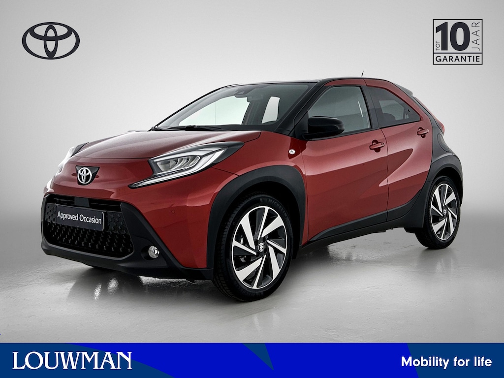 Toyota Aygo X 1.0 VVT-i S-CVT Envy Bi-Tone | Stoelverwarming | Navigatie | 18 inch LM Velgen | Sl113