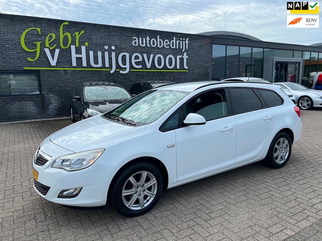 Opel Astra Sports Tourer 1.4 Turbo Edition
