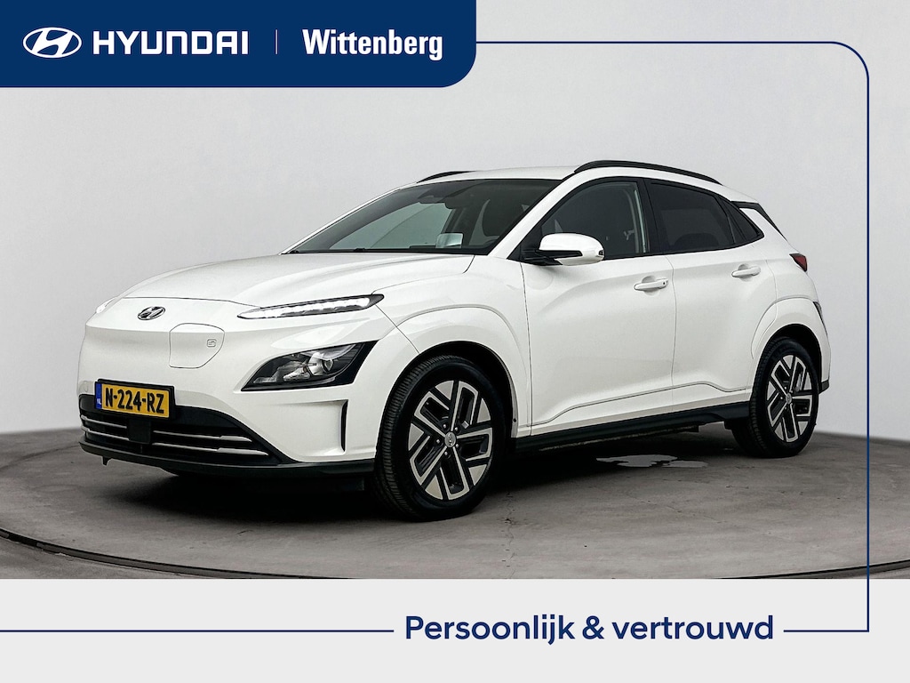Hyundai Kona Electric EV Fashion 64 kWh SOH 91.8% | Achteruitrij camera | Airco |  Navigatie | Cruise control |