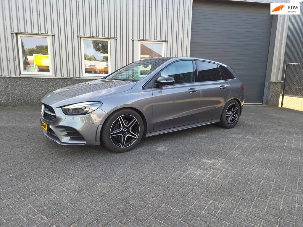 Mercedes-Benz B-klasse 200 Business Solution AMG