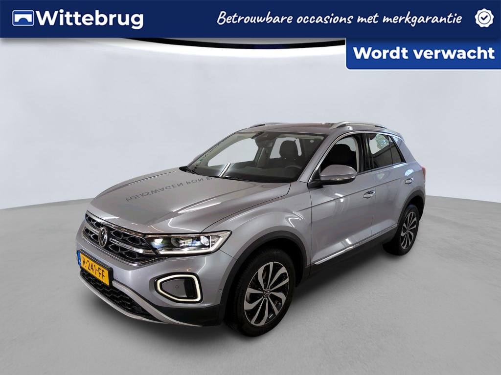 Volkswagen T-Roc 1.0 TSI Style Multimedia / Navigatie / Camera / Extra getint glas / 17"LM velgen / Airco (Clima) / Digital Cockpit trans