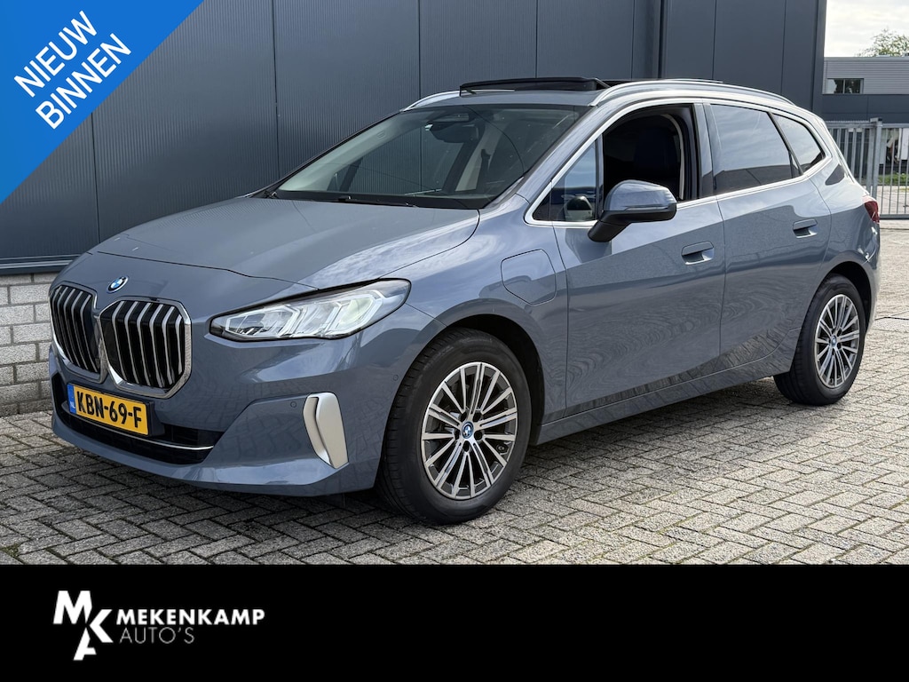 BMW 2-Serie Active Tourer 225e xDrive Luxury Line 17"/Leder + memory/Panoramadak/Stoelmassage/Harman Kardon/Camera/Head-up/Apple Carplay & Android Auto