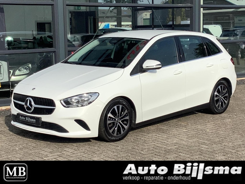 Mercedes-Benz B-klasse 180 Star Edition, automaat, achteruitrijcamera, cruise, navi, led,