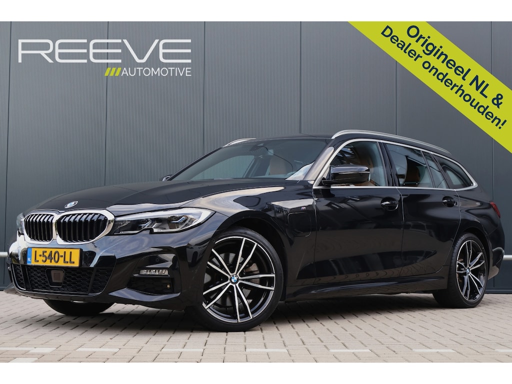 BMW 3-Serie Touring 320e M-Sport Business Edition Plus | Trekhaak | Laser Light |  Leer | Camera | Stoelverwarming V+A | Adaptieve Cruise