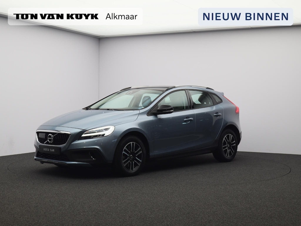 Volvo V40 Cross Country T3 152PK Edition+ / Adaptive Cruise / BLIS / Leder / Parkeerverwarming / Panoramisch Dak / Stoelverwarming /
