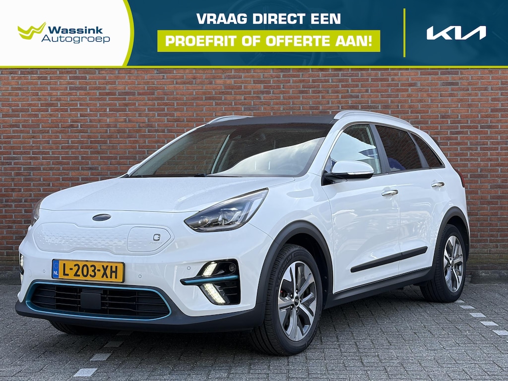 Kia Niro EV e-Niro DynamicPlusLine 64 kWh Leer | Navigatie | DAB | Stoelverwarming Voor + Achter | JBL | Stuurverwarming | Adaptive Cruise | Schuifdak