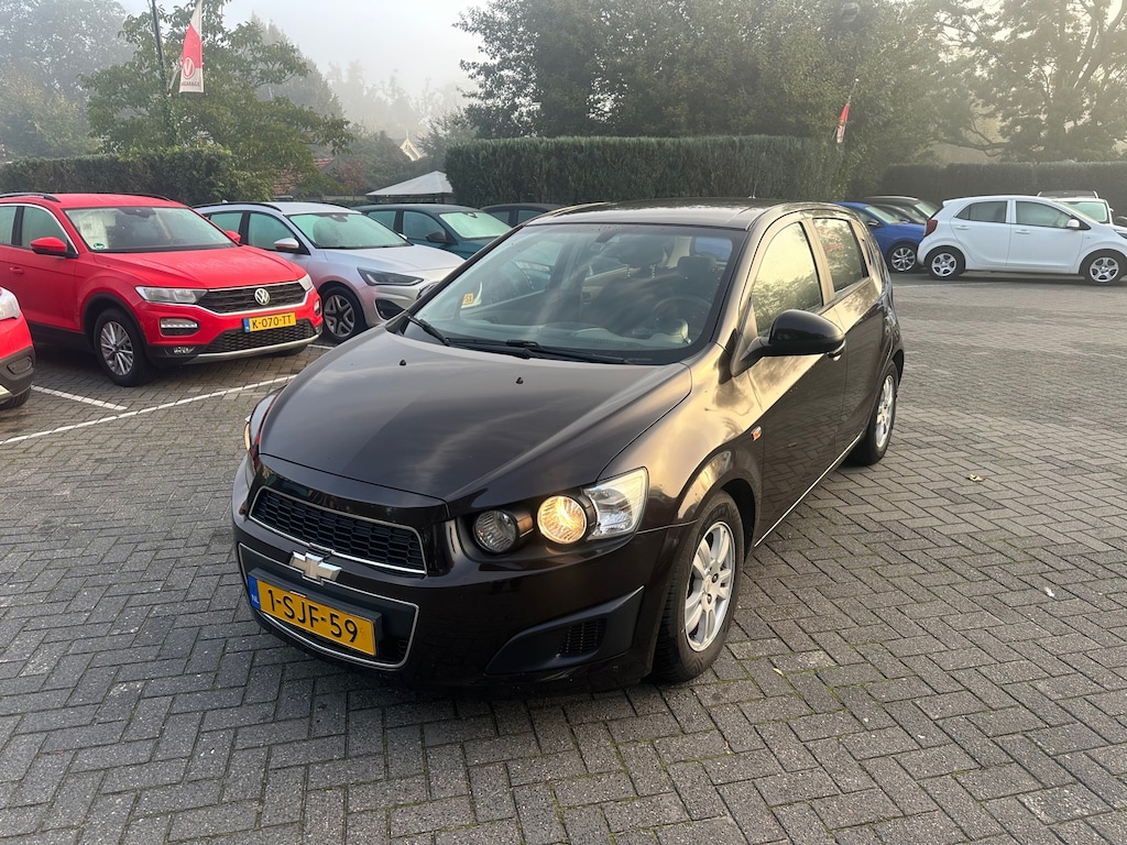 Chevrolet Aveo 1.2 LT airco 98.000 km , carplay , achteruitrij camera
