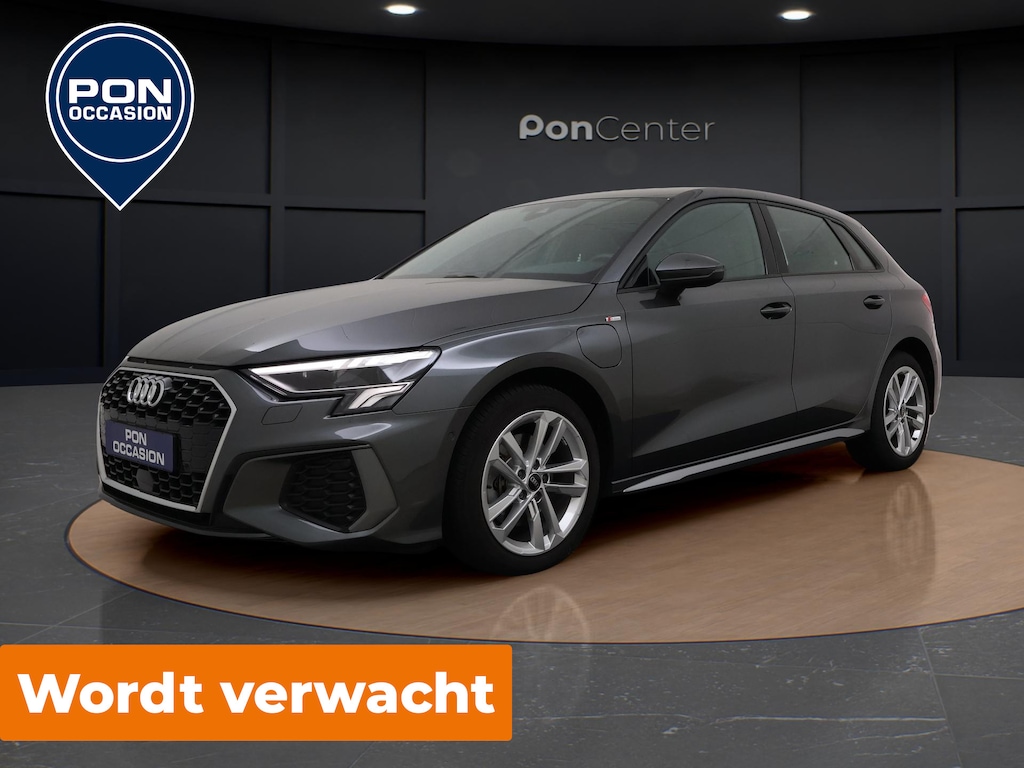 Audi A3 Sportback 40 TFSIe | Camera | ACC | Stoelverwarming | Sportstoelen | Full LED | Carplay | 17'' |