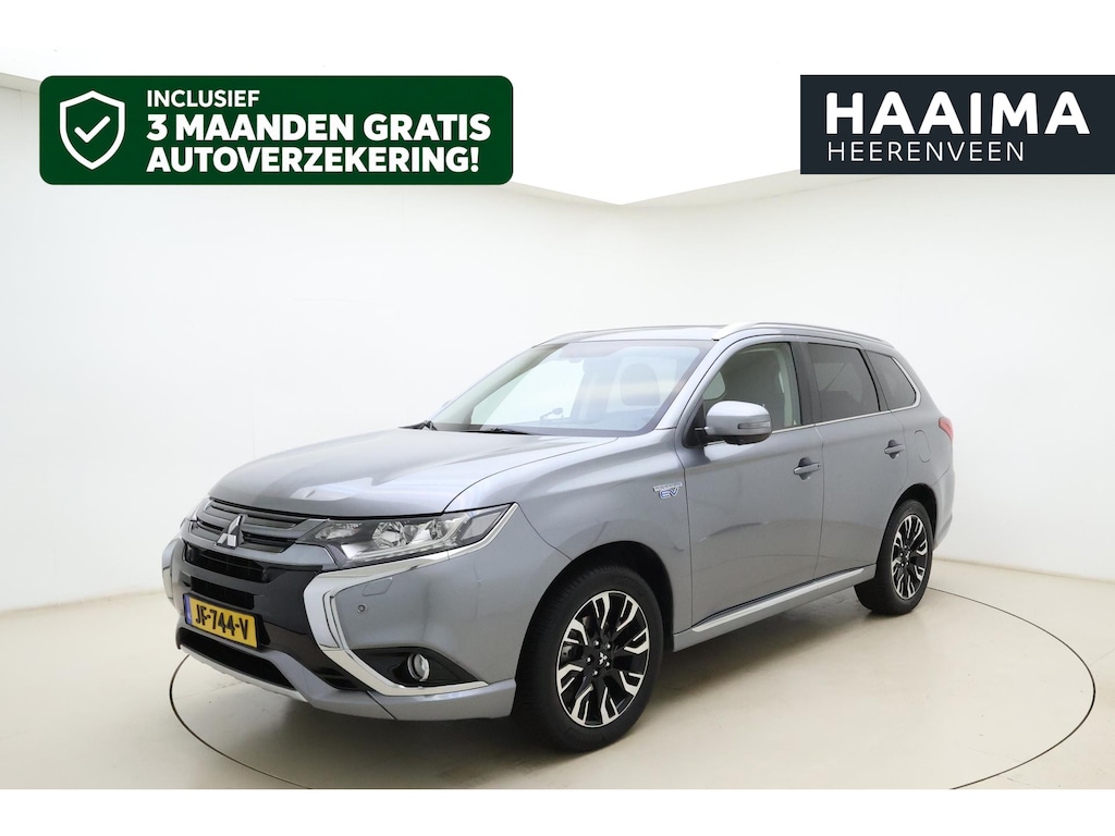 Mitsubishi Outlander 2.0 PHEV Automaat instyle | Navigatie | Lederen bekleding | Achteruitrijcamera | Elektrische achterklep | Stoel- en stuurverwarming | Verwarmd voorraam