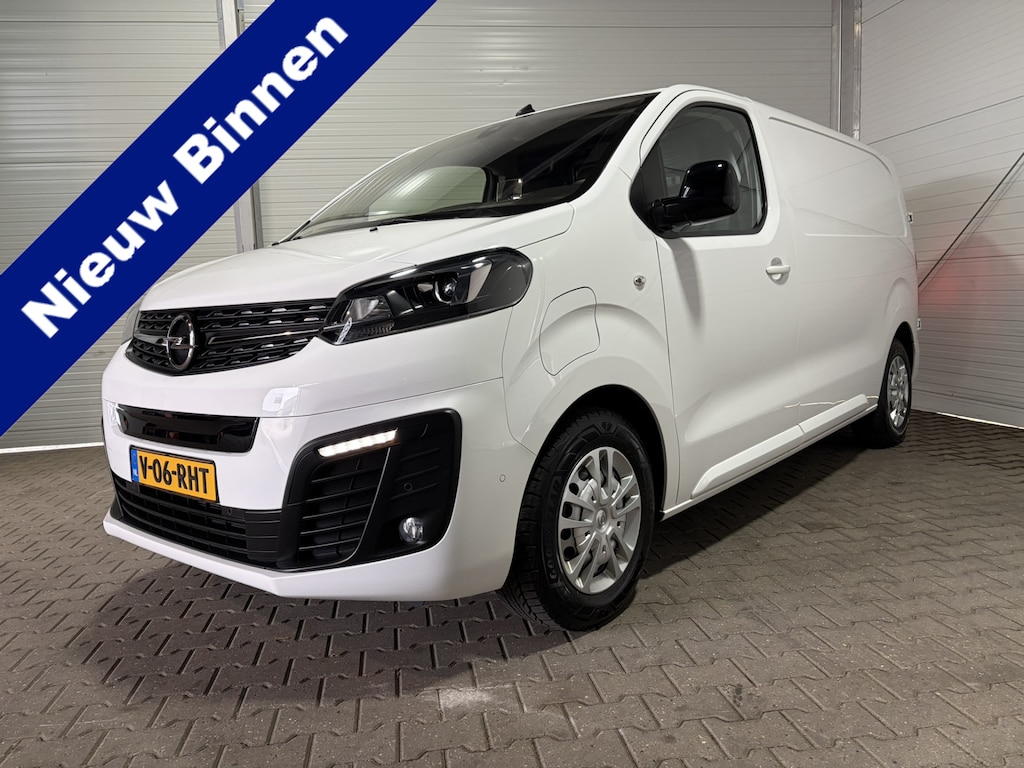 Opel Vivaro-e L2H1 Innovation 75 kWh | 3-Zits | Cruise Control | Navi | Achteruitrijcamera VVB532 Prijs zoals getoond