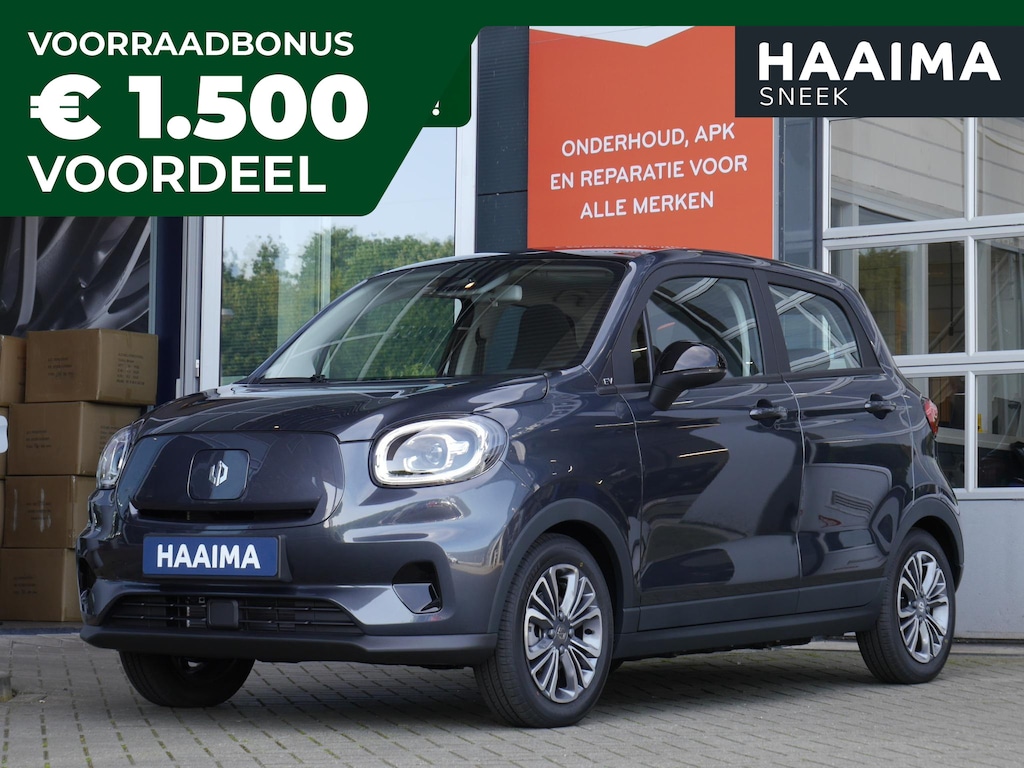 Leapmotor T03 Design 37.3 kWh | Nieuwe auto | Snel leverbaar! | Actieradius van 265 km (WLTP) Gecombineerd | Camera | Panoramadak | Adaptive cruise control | Dodehoek detectie | Lichtmetalen velgen