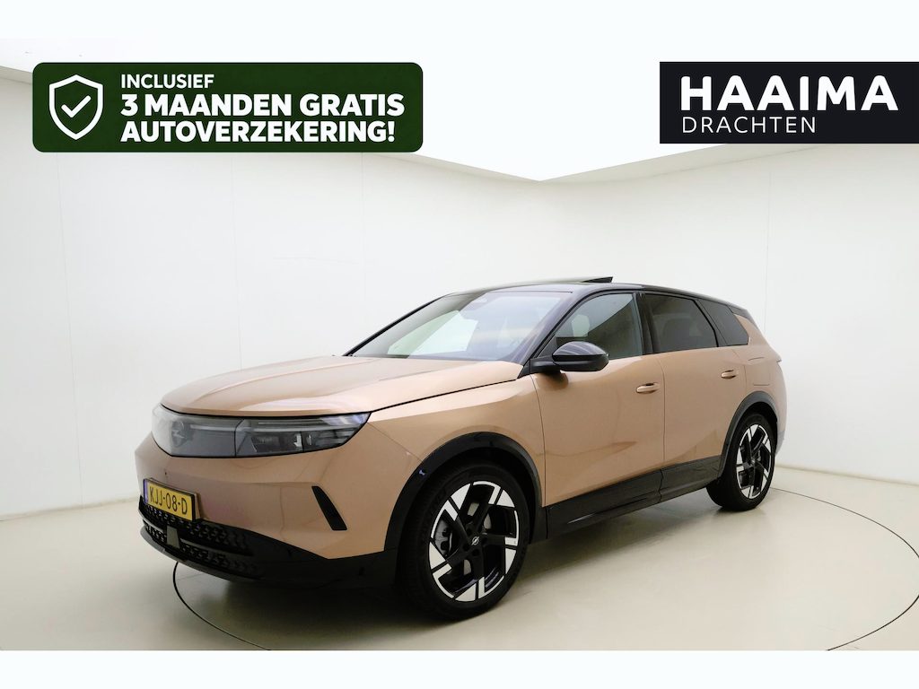 Opel Grandland Electric GS 73 kWh | Stoelverwarming | Verwarmd stuurwiel | Adaptieve Cruise Control | 360° Camera | Panoramisch schuif/kantel dak | Matrix LED koplampen | 20'' Lichtmetalen velgen