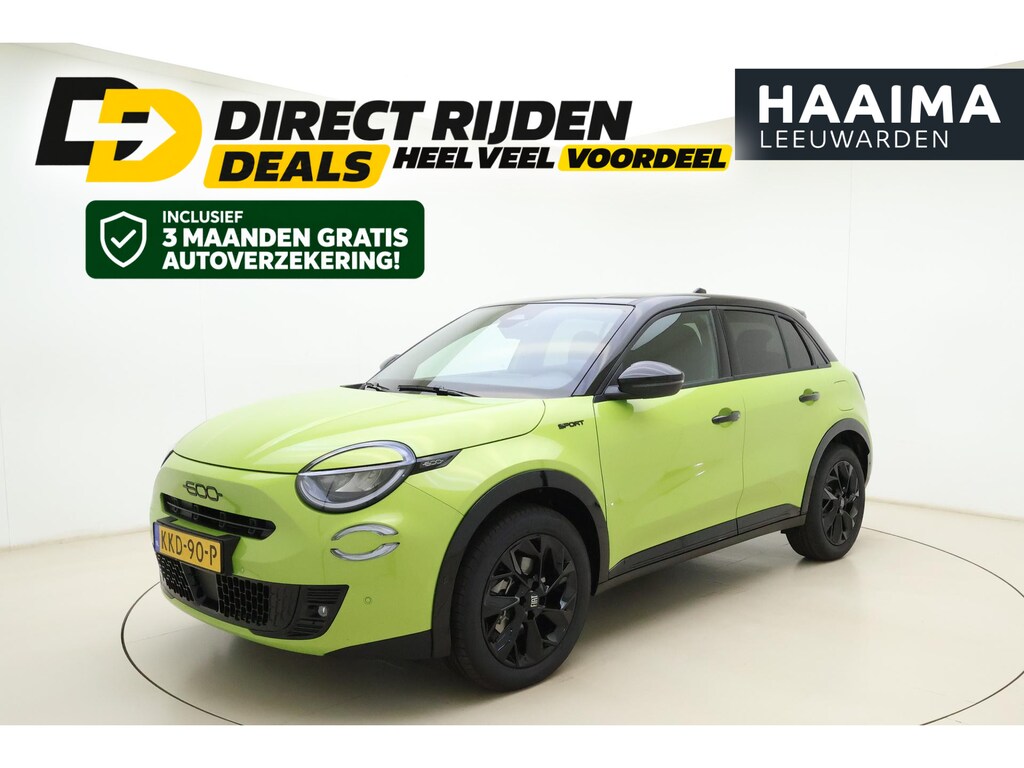 Fiat 600 600e La Prima 54 kWh | DEMO | 8 Jaar fabrieksgarantie | Massagestoelen | Camera | Elektrische achterklep | Zwart dak | Keyless  | Lichtmetalen velgen black