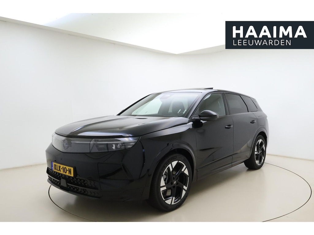 Opel Grandland Electric GS 97 kWh | LONG RANGE ! | Panorama dak | 20" velgen | Elektrische achterklep | Stoel-/stuurverwarming | Focal Audio