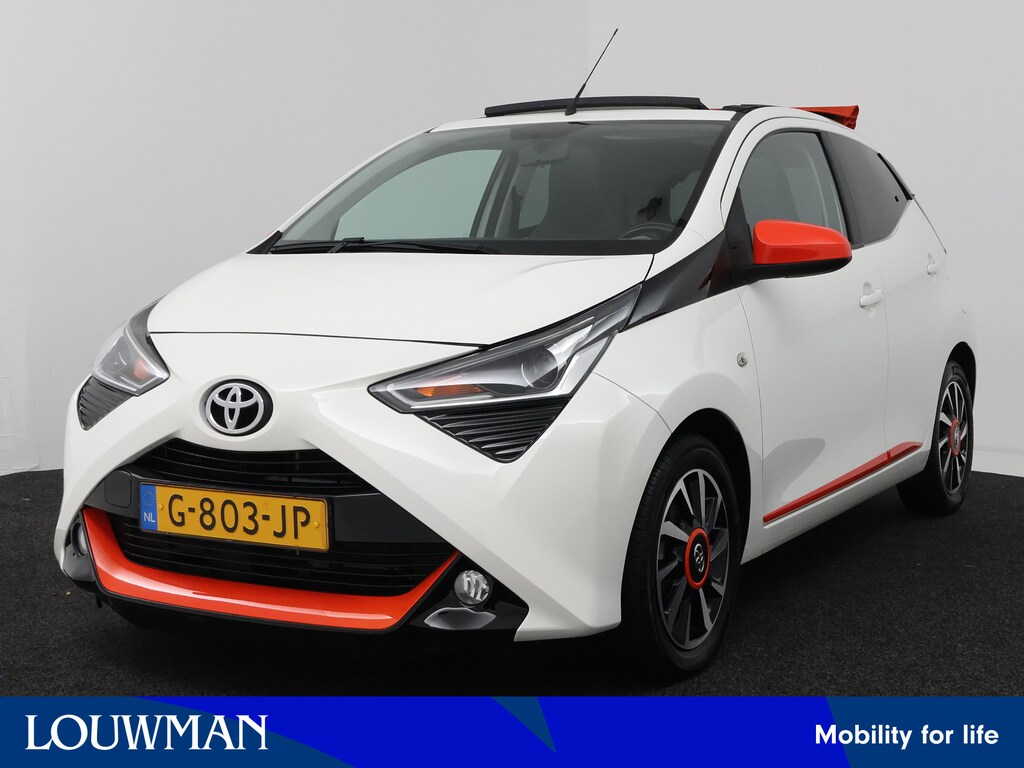 Toyota Aygo 1.0 VVT-i x-cite | Vouwdak | Apple Carplay/Android Auto | Camera | Airco | LM Velgen |
