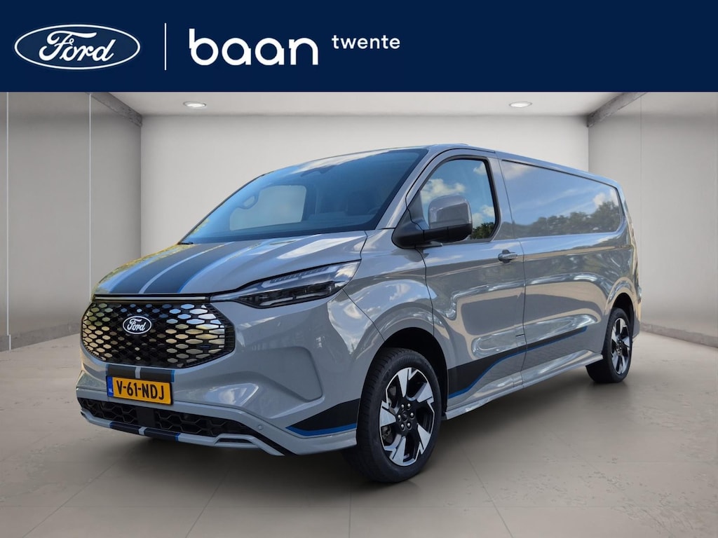 Ford E-Transit Custom 340 L2H1 Sport 65 kWh | Trekhaak | 2.300 kg trekvermogen | 19 inch | Direct rijden |