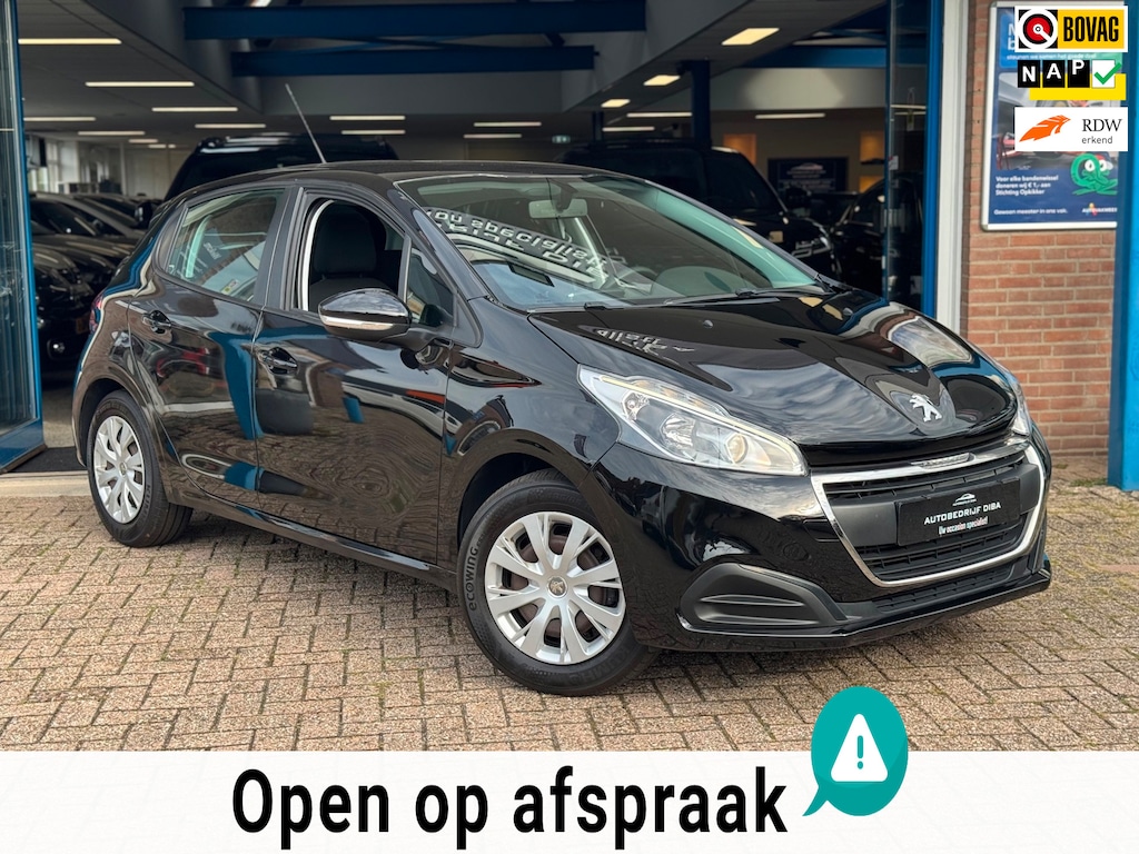 Peugeot 208 1.2 PureTech Active 2018 ZWART AIRCO APK NAP!