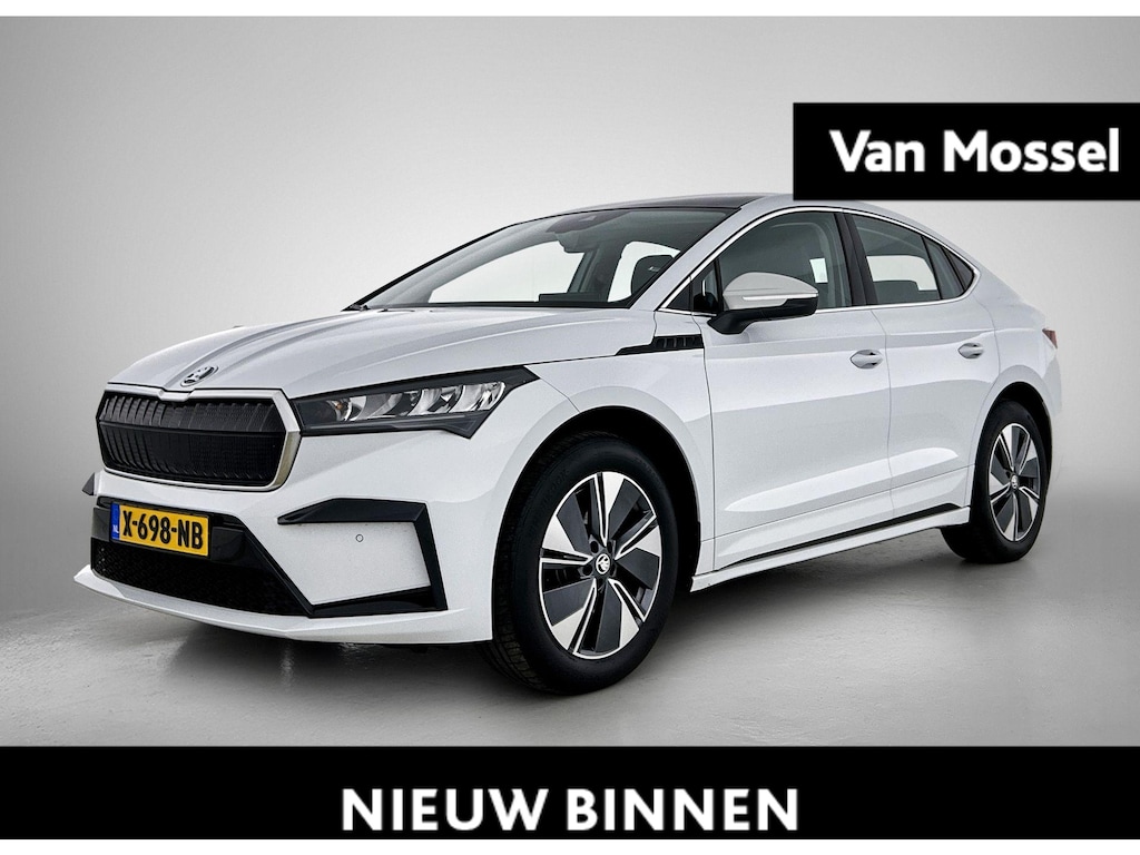 Skoda Enyaq iV 60 Sportline | TREKHAAK | PANORAMADAK | ACHTERUITRIJCAMERA | CLIMATE CONTROL | ADAPTIVE CRUISE CONTROL |