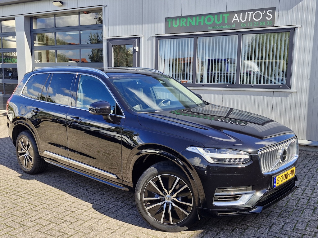 Volvo XC90 T8 Recharge AWD | Draadloze telefoonlader | Dodehoekdetectie met correctie | Trekhaak elektrisch bedienbaar | Vermoeidheidsherkenning | Extra getint glas achter | Verwarmde voorruit | Stuur verwarmd | Voorstoelen verwarmd
