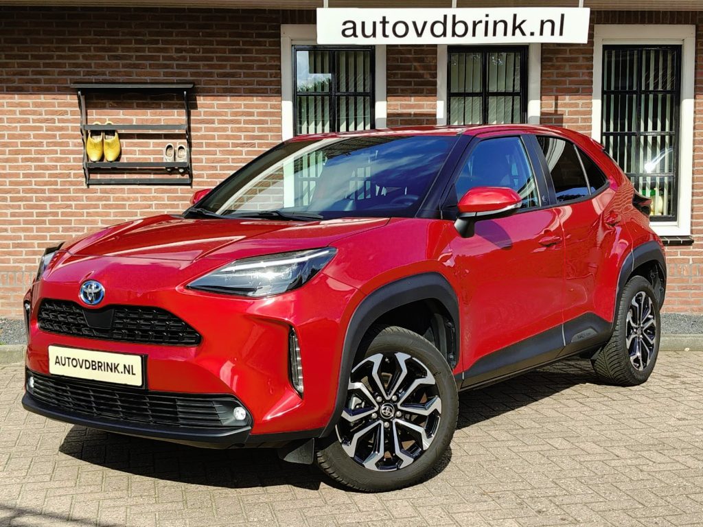 Toyota Yaris Cross 1.5 Hybrid Dynamic, STOELVERWARMING / DEALER ONDERHOUDEN / CAMERA