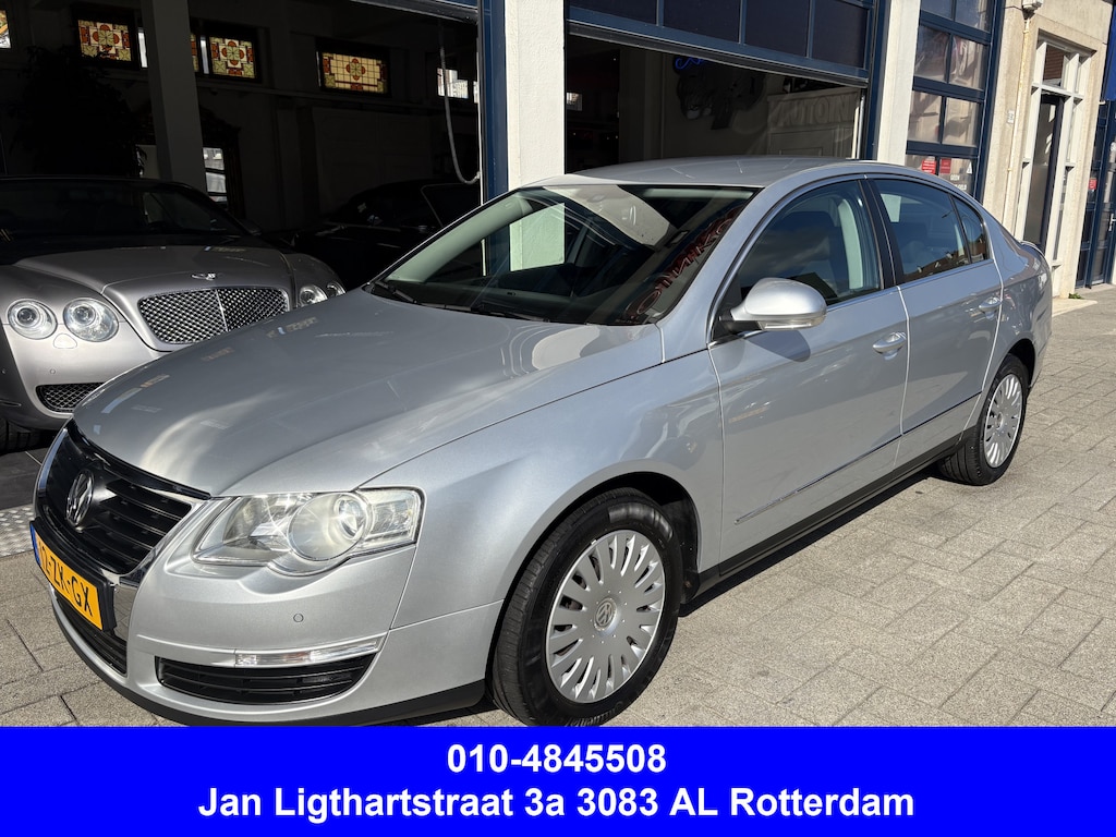 Volkswagen Passat 1.8 TFSI Comfortline Business NL AUTO *** NIEUWSTAAT ***DEALER OND!