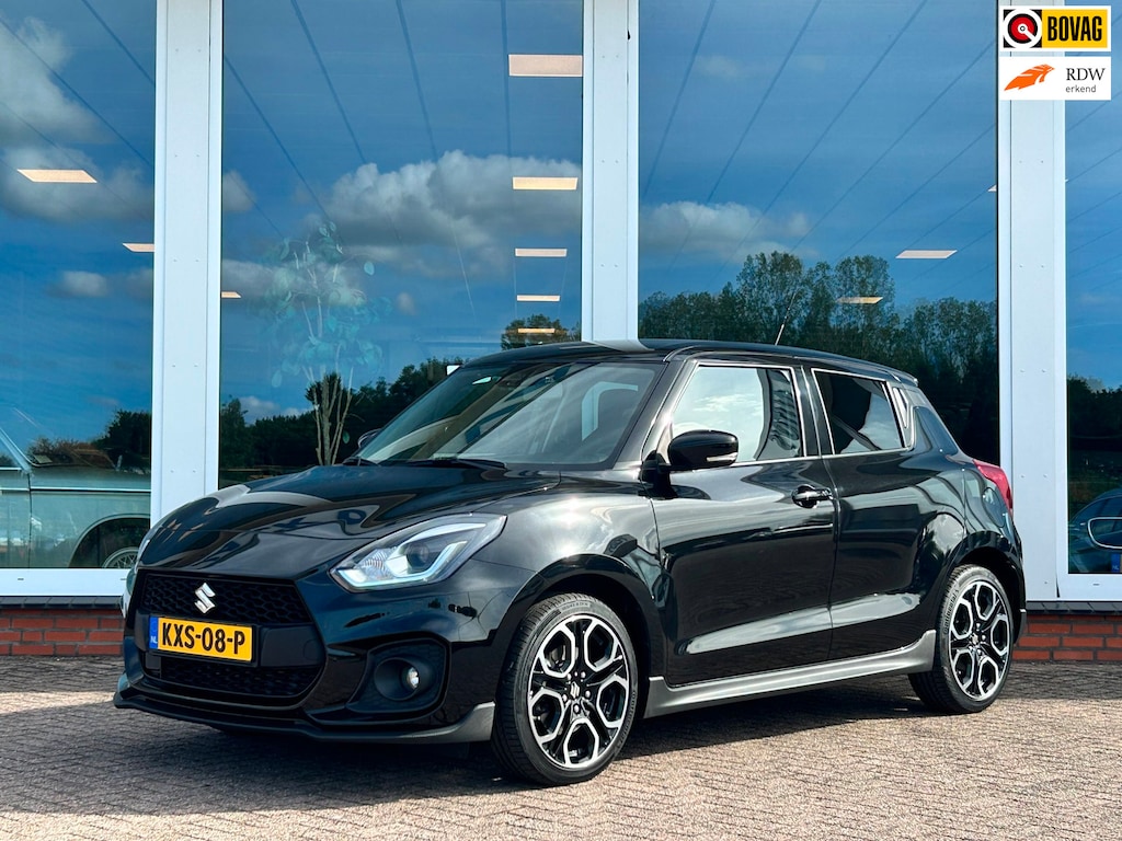 Suzuki Swift 1.4 Sport Smart Hybrid - Navi - Camera - 17 inch