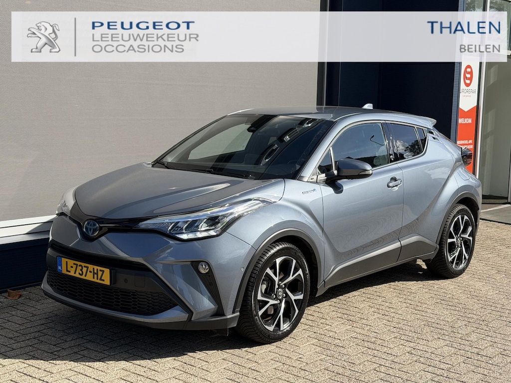 Toyota C-HR / C-HR+ 1.8 Hybrid Dynamic Limited | Afneembare trekhaak | All Season banden | Stoel & Stuurverwarming | Dodehoek detectie | Adaptieve Cruise Control | LED | Navigatie | Apple Carplay.