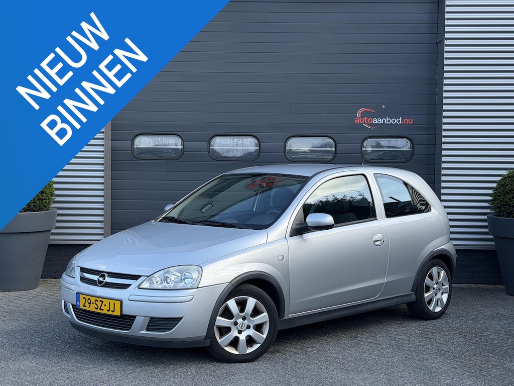 Opel Corsa 1.8-16V Silverline GSI 125 Pk | Airco | Elektrische Ramen | Lichtmetalen Velgen |