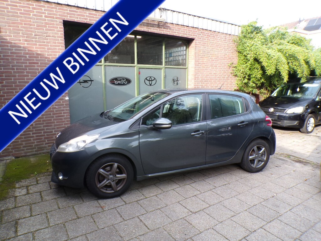 Peugeot 208 1.2 VTi Access MOTOR PROBLEEM RIJD BAAR!
