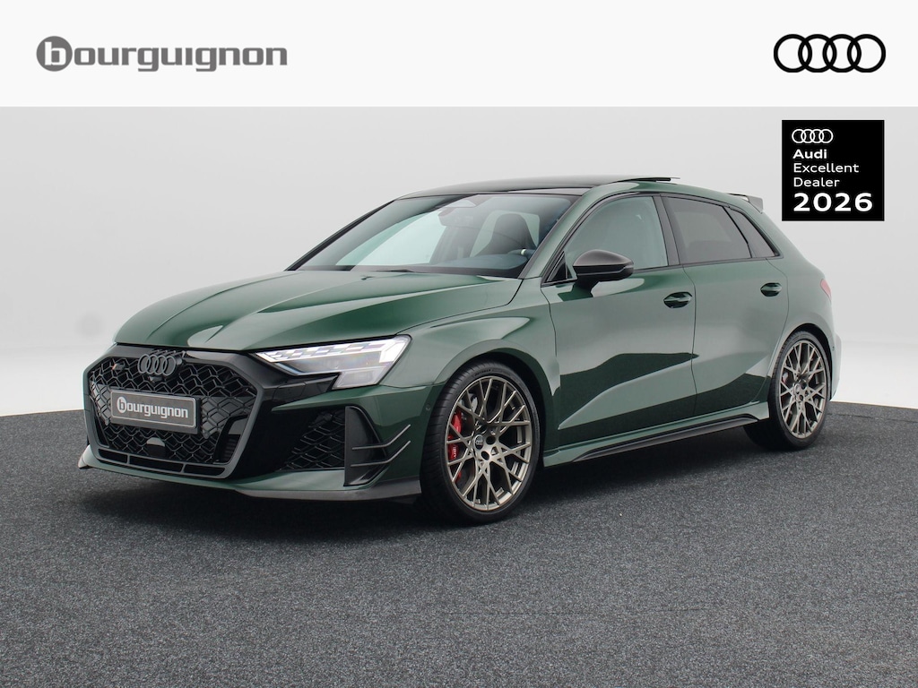 Audi RS3 portback Competition Limited 2.5 FSI | 400 PK | Exclusive kleur | Carbon spoilerpakket | Glazen panoramadak |  Carbon stoelen | 19 inch Neodyniumgouden velgen |