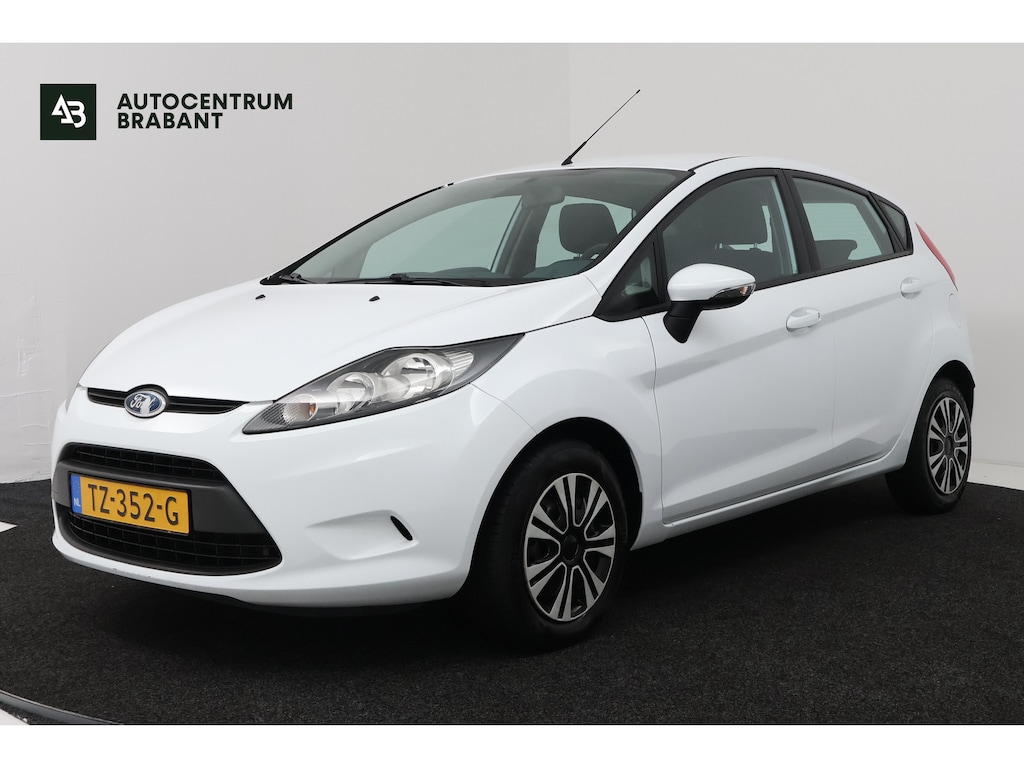 Ford Fiesta 1.25 Trend (TREKHAAK, AIRCO)