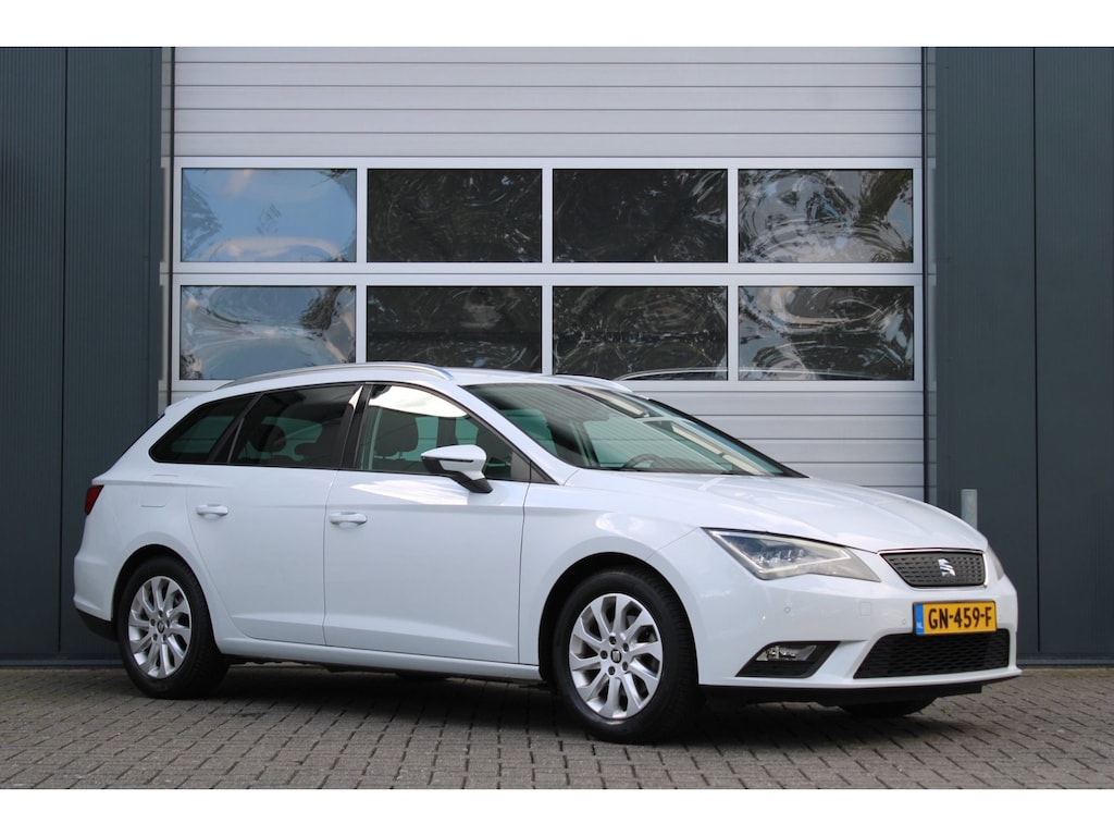 SEAT Leon ST 1.0 EcoTSI Style Connect Clima/Cruise/Camera/Carplay/Android/PDCv+a/Navi/Bluetooth/LED/Radio.AUX.USB/16"LM/Trekhaak