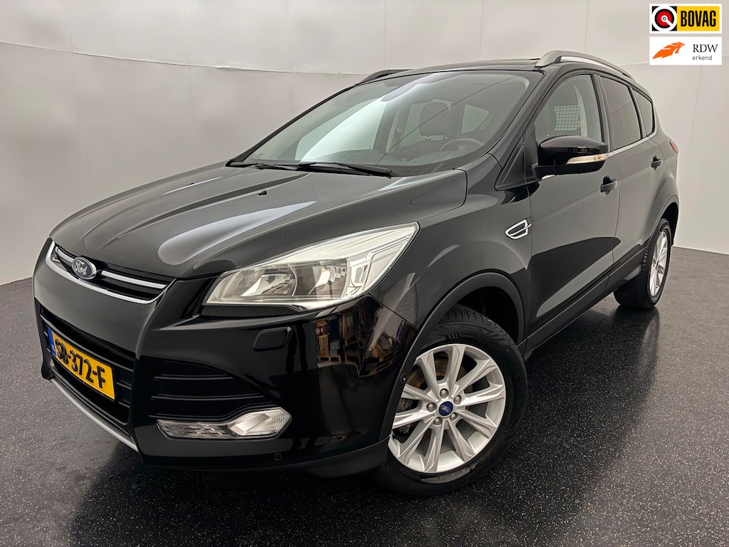 Ford Kuga 1.5 Titanium Plus / Camera / Trekhaak / Pano