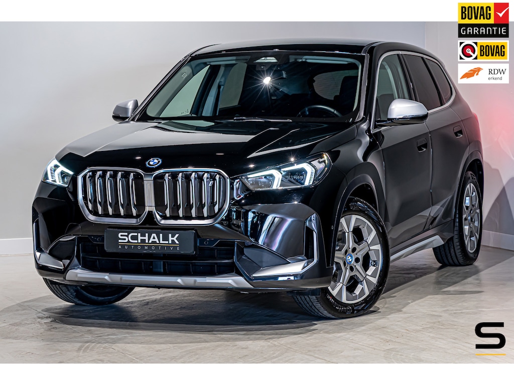 BMW iX1 XDrive30 Launch Edition 67 kWh|Camera|CarPlay|BTW|1e