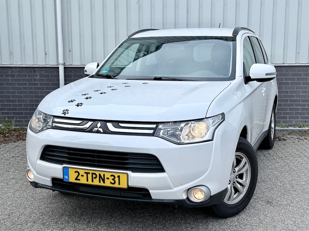 Mitsubishi Outlander 2.0 Intense Automaat Airco Cruise PDC NAP