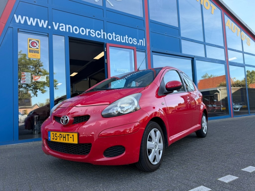 Toyota Aygo 1.0-12V 5-Deurs Navi Airco bj2011