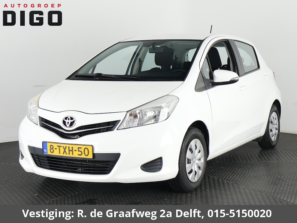 Toyota Yaris 1.0 VVT-i Now | Trekhaak | Dealer onderhouden | Airco | Radio-CD/MP3 speler |