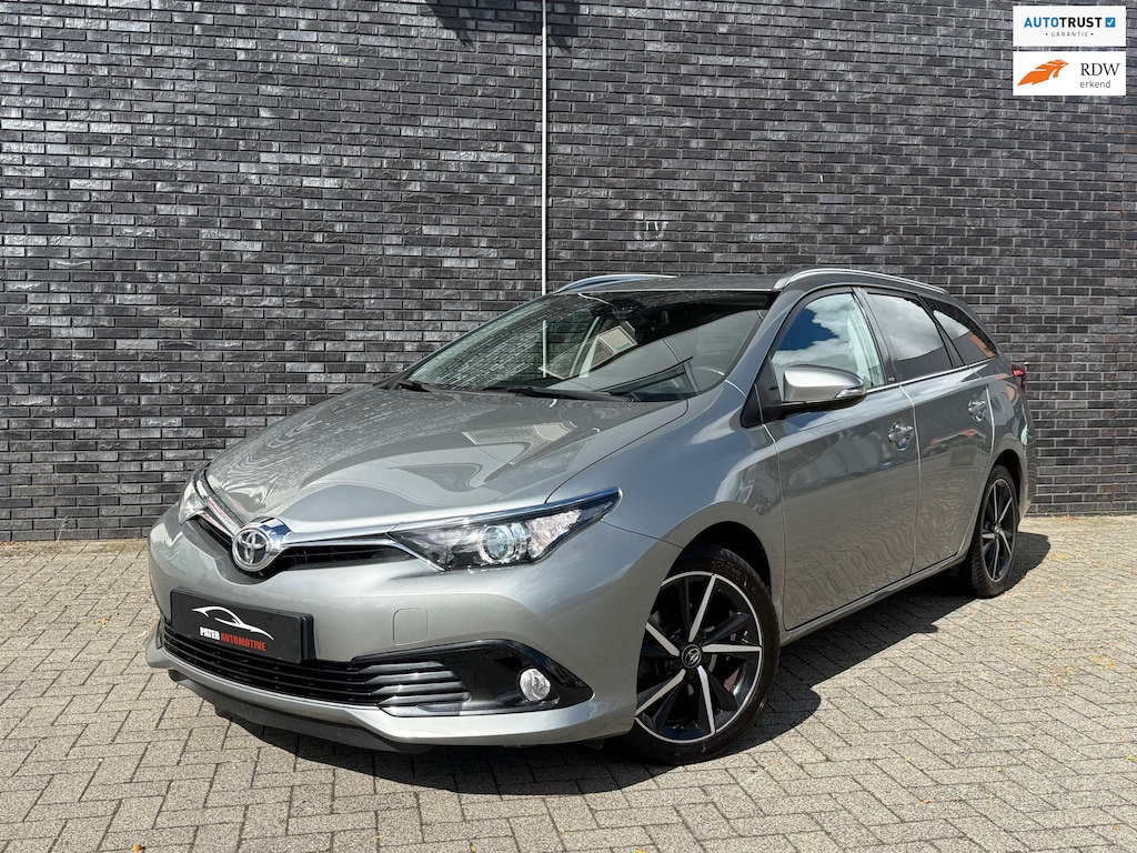 Toyota Auris Touring Sports 1.2T Dynamic S+ Camera|Navi|PCS|Stoelverwarming|Cruise|Lane Assist|Trekhaak Mogelijk !!