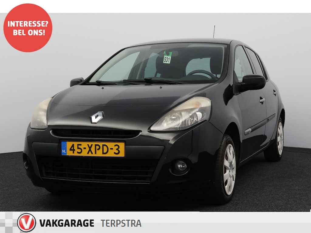 Renault Clio 1.2 Authentique/ 5-Drs/ Trekhaak/ Airco/ Cruise/ Elek. pakket/ Isofix/ Radio-CD AUX/ Multi. Stuur/ Mistl./ Dakspoiler.