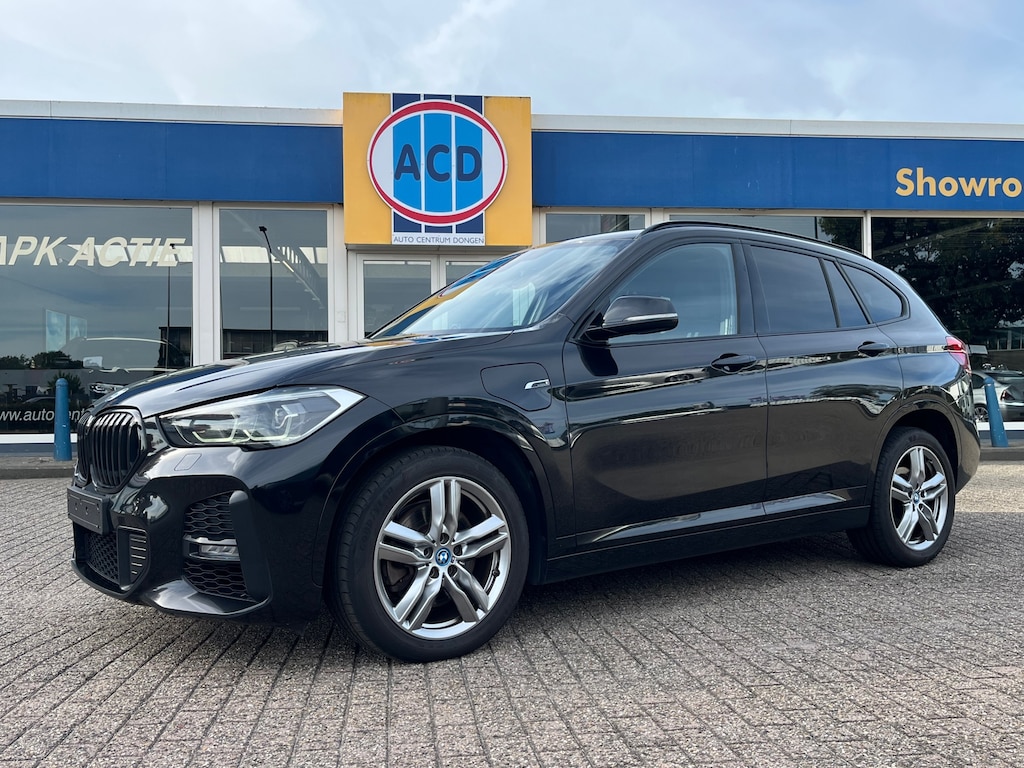 BMW X1 XDrive25e M-Pakket High Executive Edition | Trekhaak | M-Sport |