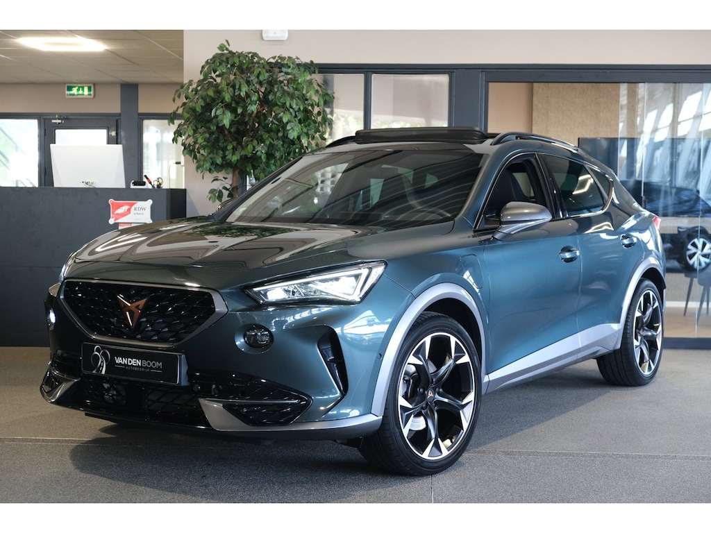 CUPRA Formentor 1.4 e-Hybrid Performance 204PK Pano Volleder 360Cam Elek Achterklep Memory Stoel