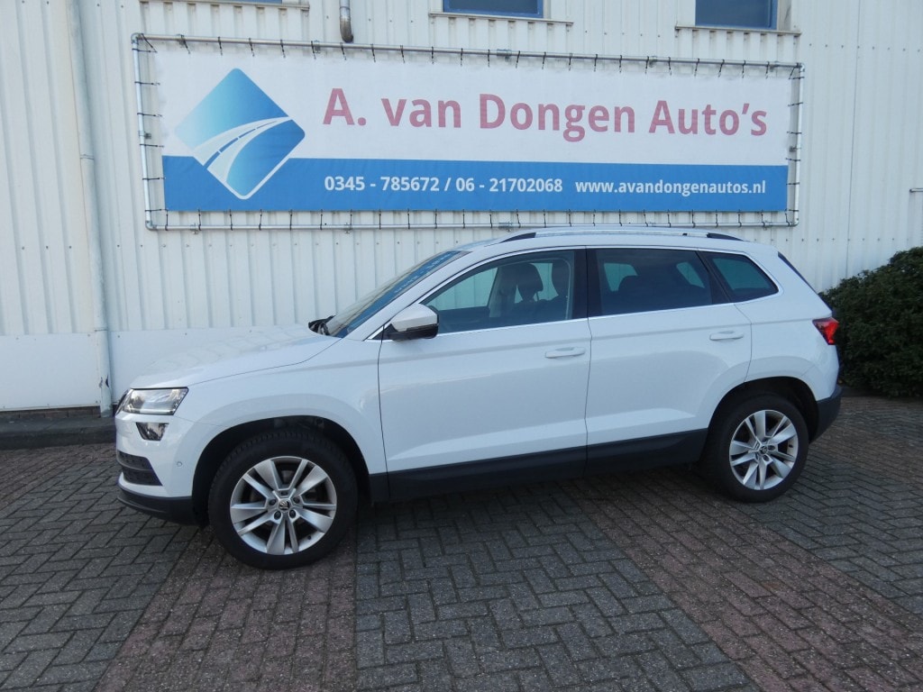 Skoda Karoq 1.5 TSI BNS.ED. PLUS,ACC,Camera,Led,Trhaak,Stoelverw