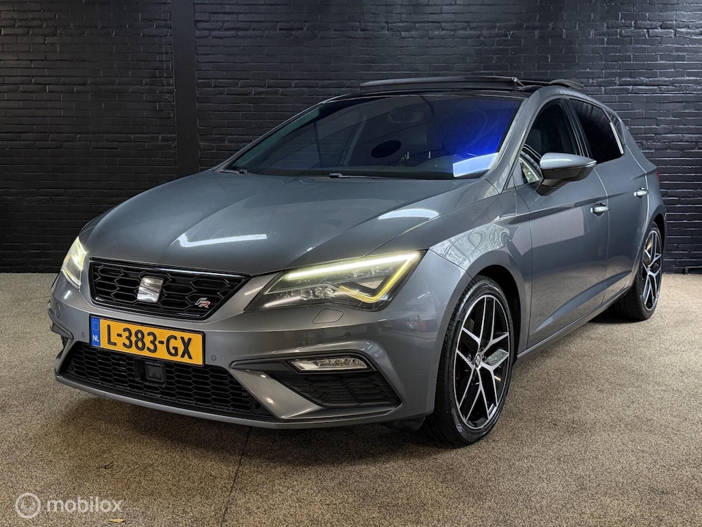 SEAT Leon 2.0 TDI FR AUTOMAAT LED KEYLESS NAVI PANO CAMERA