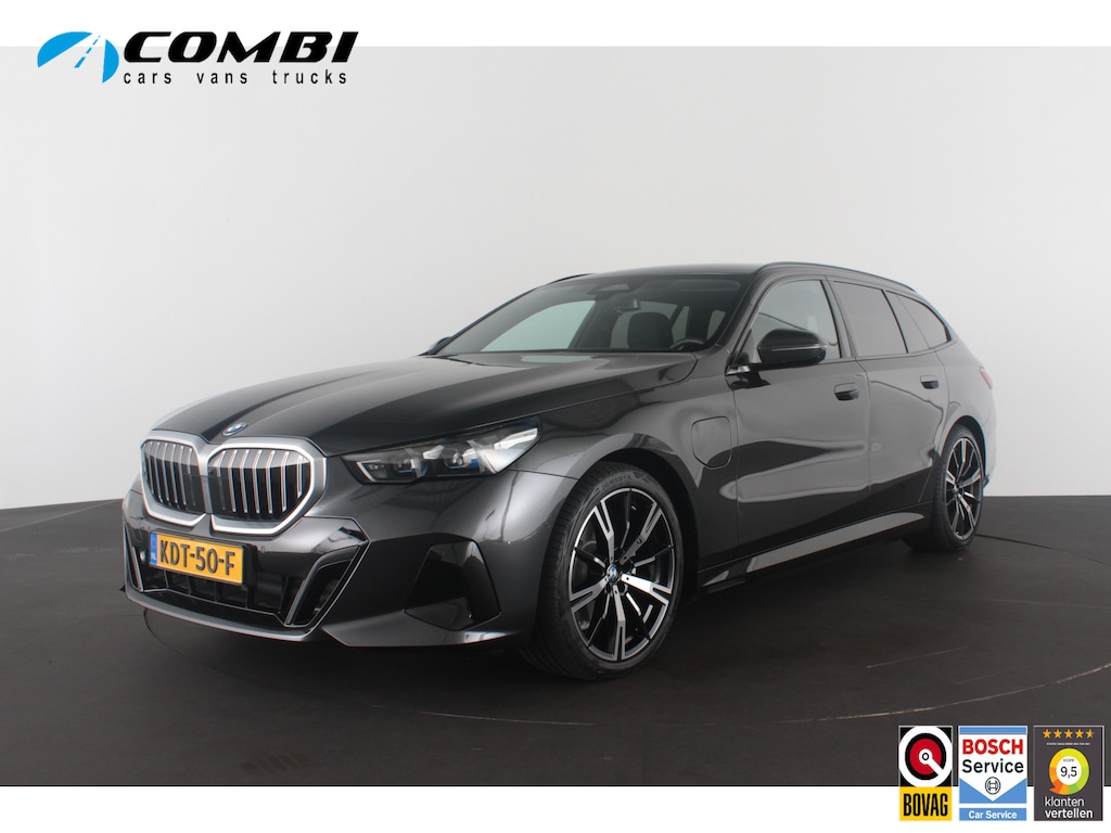 BMW 5-Serie Touring 530e xDrive M Sport > Trekhaak/20inch/Head-up/Shadow-Line/360 camera/H&K